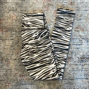 DYI neutral zebra print leggings size XS